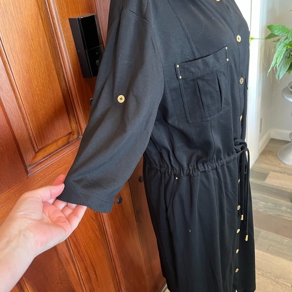 St. John Spa Black Jersey Button Roll Tab Sleeve Blouson Dress NWT $595 - Picture 3 of 10